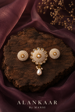 Basra Moti Pendant Set