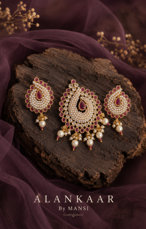 Basra Moti Pendant Set